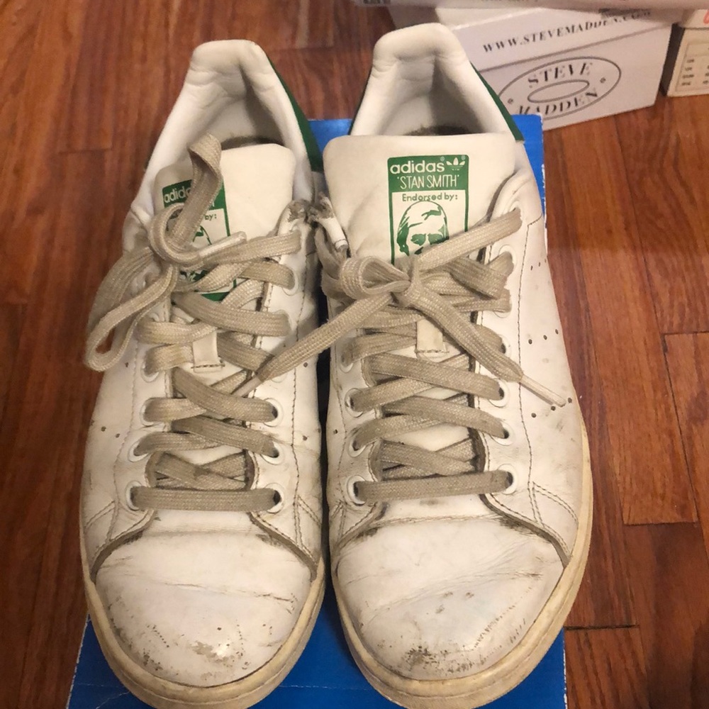 White and green women Stan smith adidas sneakers. Size 9 women.